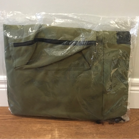 XL 115L camping/travel/laundry backpack - Picture 2 of 3